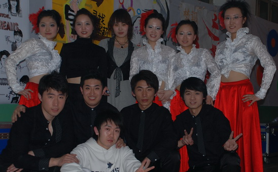 炫舞青春·Shining Party——记校现代舞大赛