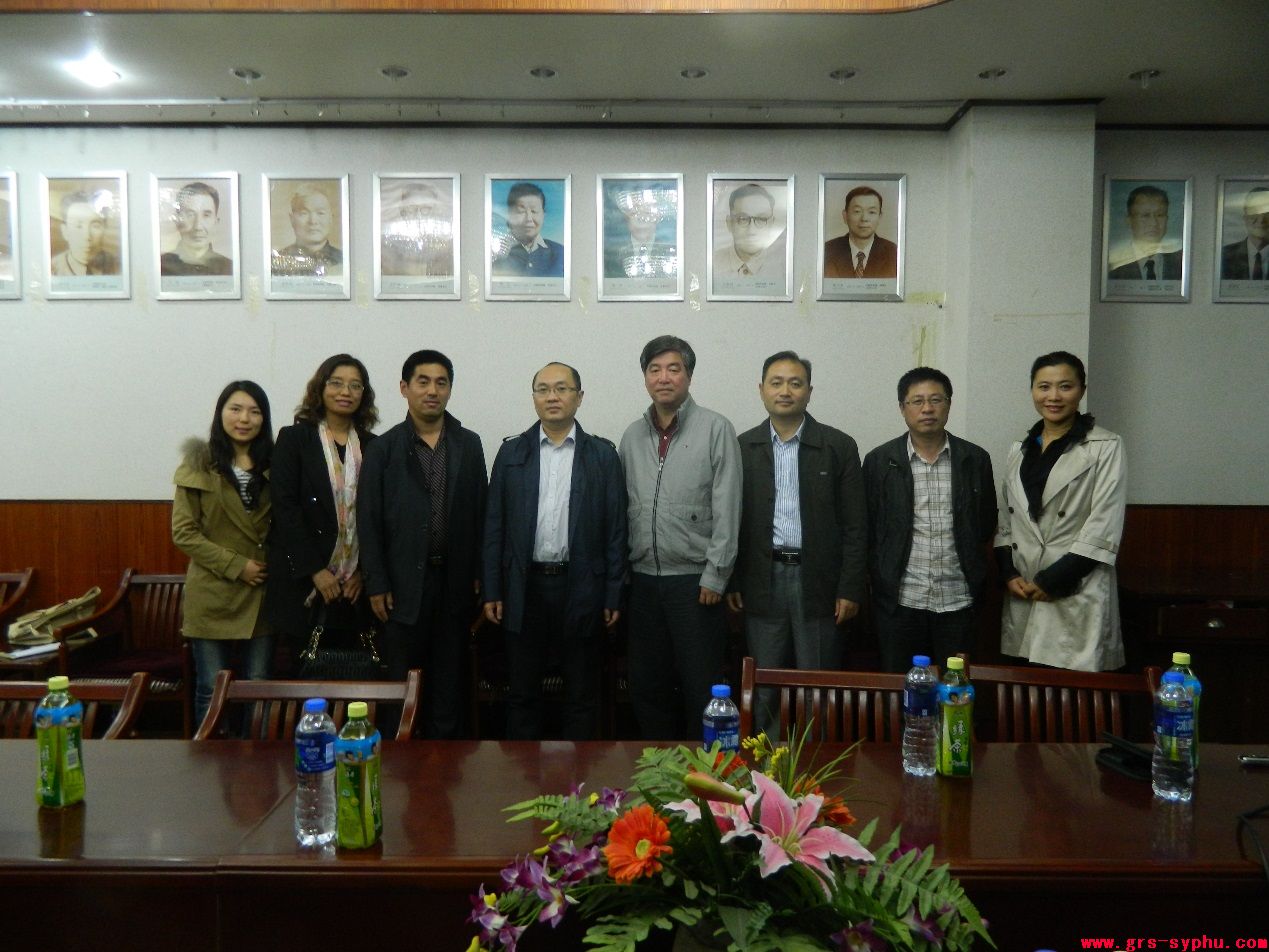 中科院刘文研究员来我校交流 中科院刘文研究员来我校交流